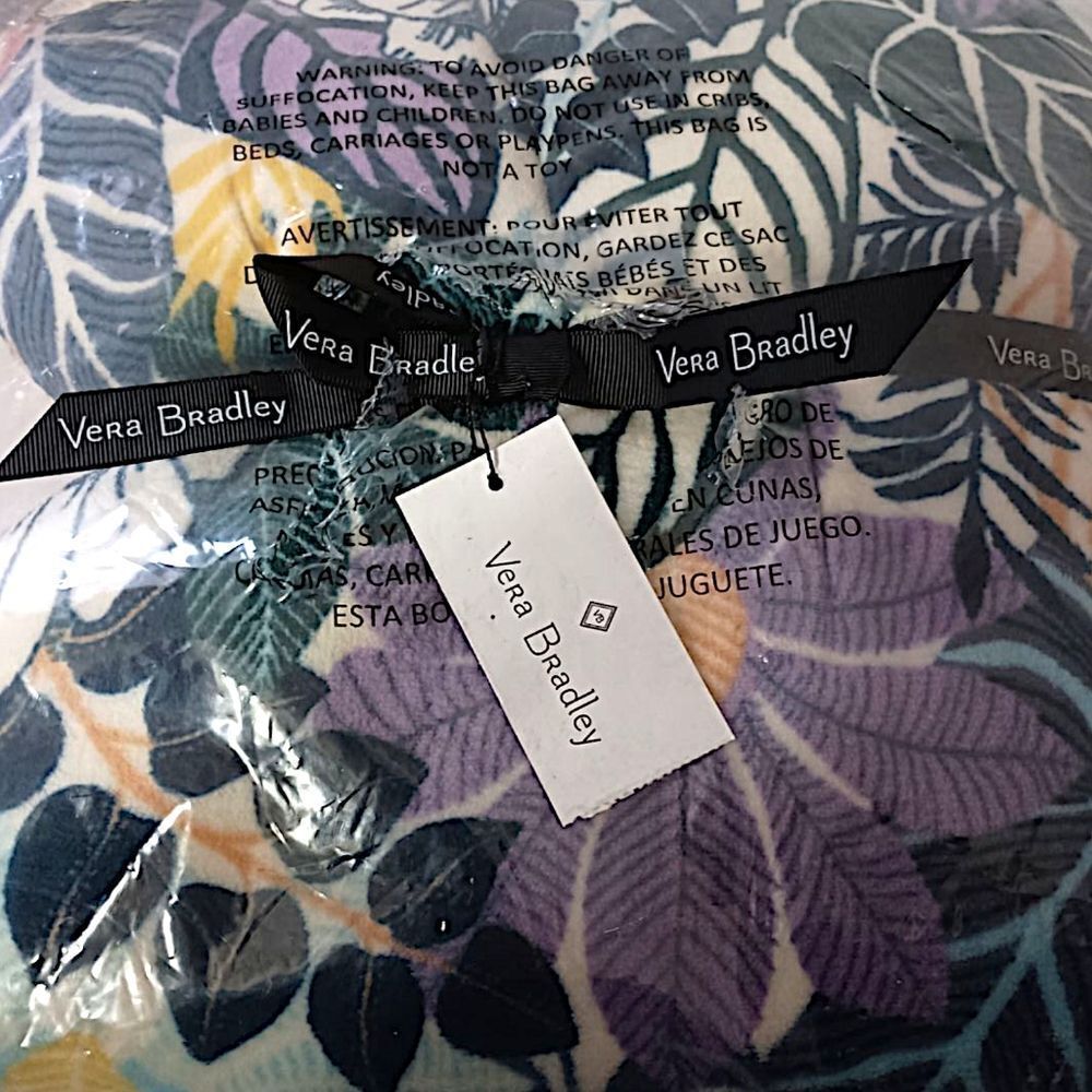 Vera Bradley Fleece Throw Blanket Palm Floral 80x50 NEW Mod Flowers Tropical - Picture 7 of 12
